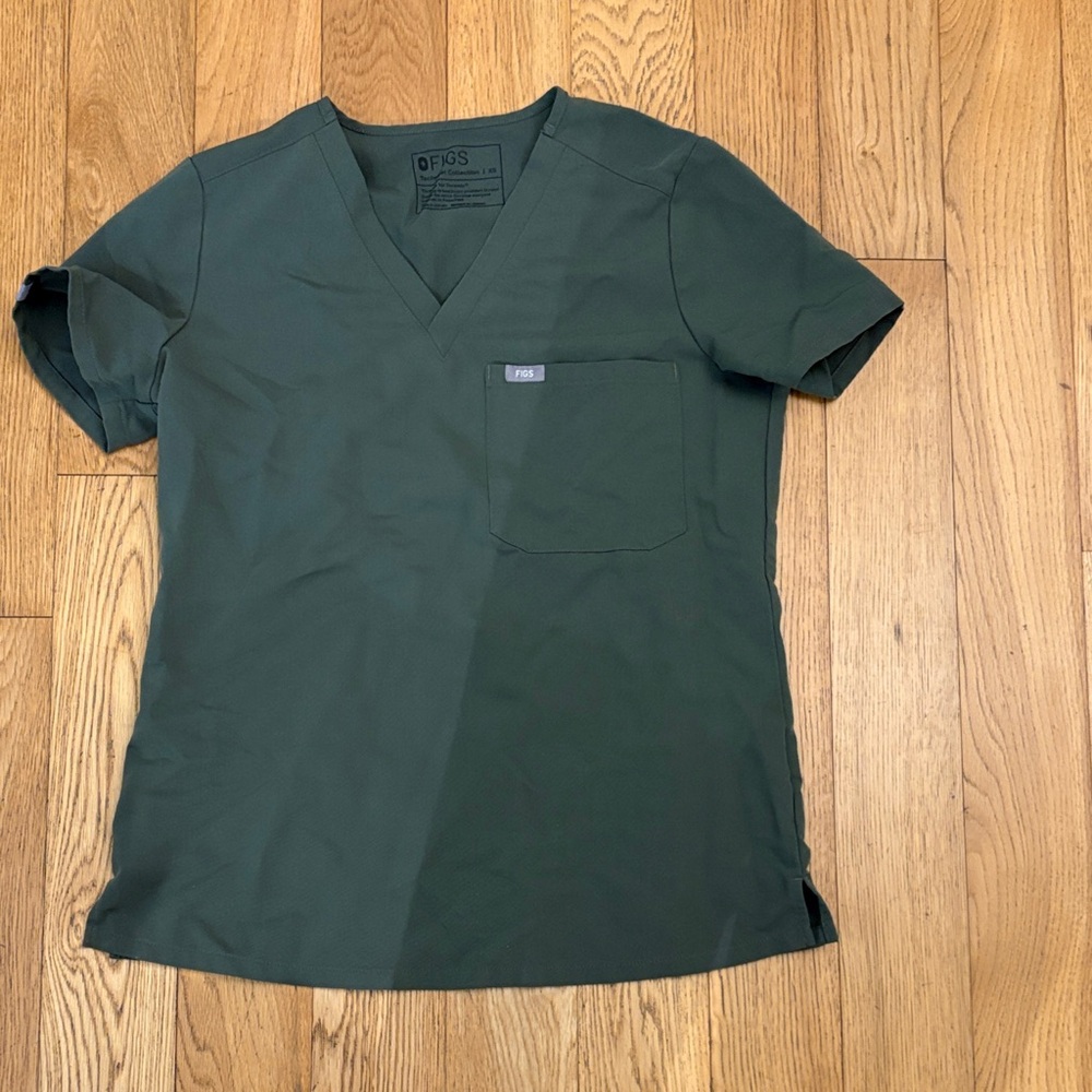 Figs Forest Green V-Neck Scrub Top